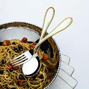 Cuchara de acero inoxidable con diseño antiguo, hecha en India, ideal para bodas, restaurantes y uso elegante en el hogar. - Product Image 5