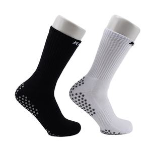 <b>Top</b> Selling Winter Solid Color Anti slip <b>Men</b> Soccer Sport <b>Socks</b> with Exclusive Grip logo Polyester Self-heating Athletic <b>Socks</b> - Product Image 1