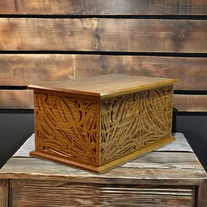 Urna moderna hecha a mano de madera maciza para mascotas caja de urna de madera cuadrada y rectangular personalizable con tapa deslizante para suministros funerarios - Product Image 5