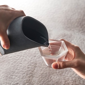 Taza hexagonal para sake KAKKI, Hecho en JAPÓN, Resina Tritan, Taza duradera e irrompible, Claridad similar al vidrio, Regalos, Apto para lavavajillas - Product Image 6