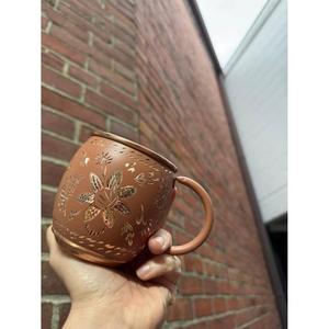Taza Moscow Mule con Diseño Floral, 100% Cobre, Artesanal, Ecológica, con Aislamiento para Bebidas Frías/Calientes, para Fiestas y Bares - Product Image 6