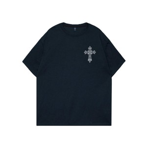 เสื้อยืดคอตตอนพิมพ์ลายตามสั่งสำหรับผู้ชาย ลายกราฟิก Angel Cross เสื้อยืดโอเวอร์ไซส์สำหรับผู้ชาย สไตล์สตรีทแวร์สีเข้ม เนื้อผ้านุ่ม ผลิตเสื้อผ้าคุณภาพ - Product Image 1