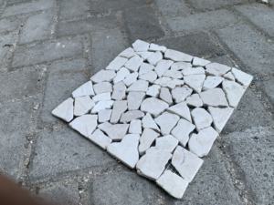 หินอ่อนสีขาวรูปทรงไม่สม่ำเสมอ - Product Image 2