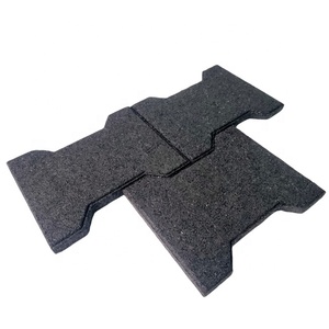 Azulejos de hueso de perro entrelazados absorbentes de impactos de alto impacto Pisos de goma para interiores/exteriores por Supersafe 15-50mm de espesor antideslizante - Product Image 1