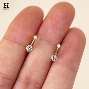 Pendientes Minimalistas de Oro de 14K con Dos Piedras, Tipo Huggie, con Diamantes Redondos Graduados, Pendientes Delicados de Línea Fina, Joyería Fina - Product Image 2