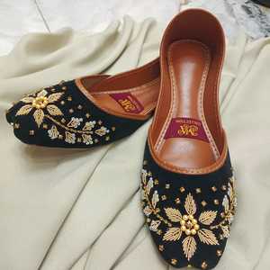 Nouveautés : Chaussures Khussa indiennes pakistanaises personnalisées, couleurs et tailles variées, pour femmes, plates, antidérapantes et confortables. - Product Image 6