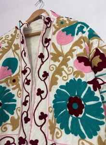 <b>Boho</b> <b>White</b> Floral Embroidery Cardigan Short Sleeve Loose Fit Cotton Woven Spring Casual Wear Hand Embroidered Straight Hem - Product Image 5