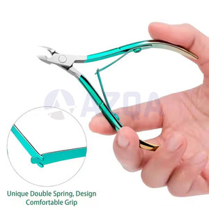 Coupe-cuticules professionnel en acier inoxydable durable et pousse-cuticules avec pointe de lame tranchante pour manucure, pédicure et soins des pieds - Product Image 2