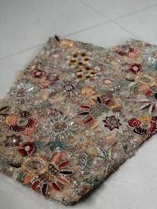 Tissu en dentelle brodée avec des perles florales, polyester transparent pour vêtements de cérémonie pour femmes - Product Image 2