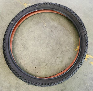 Pneu de vélo durable à motif blocs KB105 pour usage urbain, vélos pliants et VTT - Product Image 2