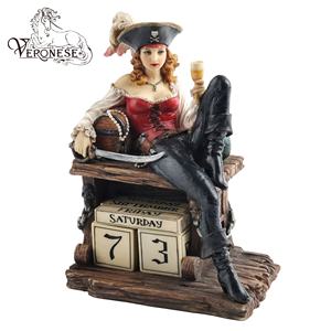 Figurine de décoration d'intérieur de luxe en résine peinte à la main, modèle de timonier pirate, design veronais, Europe - Product Image 5