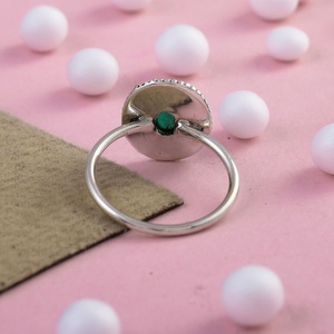 Anillo Ovalado de Ónix Verde Natural en Plata de Ley, Anillo Vintage Hecho a Mano con Piedras Preciosas, Joyería Boho Apilable para Mujer - Product Image 2