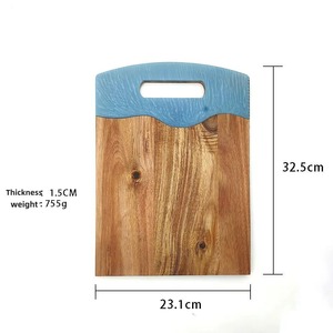 Planche à découper en bois naturel 100% personnalisable en taille, pour accessoires de cuisine et utilisation alimentaire, pour couper les légumes - Product Image 3