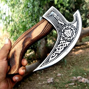 Cuchillo para Pizza Vikingo Forjado a Mano - Hoja de Acero al Carbono, Funda de Cuero - Product Image 3
