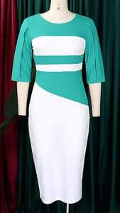 Robe Polo Officielle pour Femme - Hybride Formelle et Sportive - Logo Personnalisé, Rayures Contrastées, Manches Courtes, Vêtements pour Femmes - Product Image 6