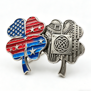 Badge en métal personnalisé en forme de trèfle avec drapeau américain et motif celtique, épingle en émail sur épingle de sûreté, badges promotionnels sans nickel - Product Image 3