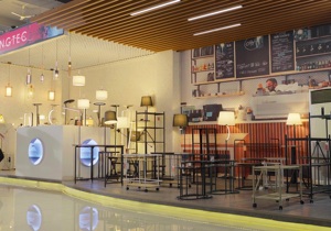Mesa de Centro Moderna de Metal y Madera, Fabricada en Vietnam, con Recubrimiento en Polvo Lumetal, para Sala de Estar - Product Image 5