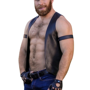 Gilet en cuir sans manches pour homme avec bretelles et gants sans doigts, style motard, tenue en jean bleu foncé - Product Image 6