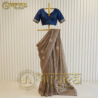 Sari en satin de soie doux Aarika Textile, élégant, orné de perles, look de créateur riche, 5,5 mètres, avec chemisier en satin, idéal pour les fêtes, sans plis