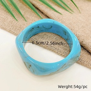 Bracelet large en résine époxy fait main, couleur personnalisée, prix abordable, vente en gros, durable, tendance, OEM ODM, usine - Product Image 1