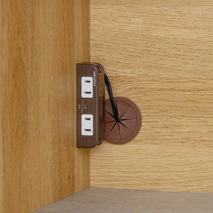 Meuble de rangement moderne en bois brun pour salon et bureau à domicile avec 2 tiroirs, 2 étagères et roulettes, marque Shirai - Product Image 5