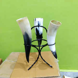 Juego de 3 cuernos para beber estilo vikingo con soporte de hierro, artículos de bebida de estilo medieval a precio económico - Product Image 5