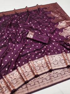 Sari Tradicional Indio de Seda Banarasi con Trabajo de Tejido Zari para Bodas y Eventos Festivos, Atuendo para Mujer - Product Image 2