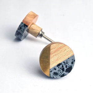 Boutons en résine au design moderne, boutons en résine et bois, boutons de meuble en résine, boutons de tiroir en résine, boutons en bois au meilleur prix de gros - Product Image 1