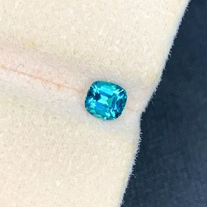 Anillo de turmalina azul, piedra de turmalina natural, gema suelta para la fabricación de joyas, gema de cristal facetada - Product Image 2
