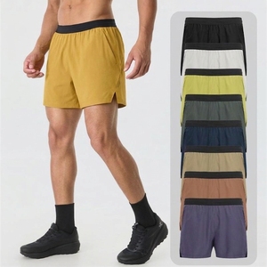 Shorts de course à séchage rapide pour hommes, couleur unie, taille élastique, shorts de sport pour la gym, en polyester tricoté, longueur courte, taille mi-haute - Product Image 5