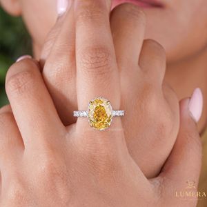 แหวนหมั้นเพชรเม็ดกลมทรงรีขนาด9K 10K 14K 18K ได้รับการรับรองจากผู้ผลิต - Product Image 6