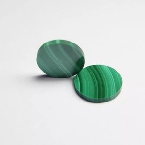 Nueva llegada 12mm Natural verde malaquita moneda ambos lados plano suave calibrado alto pulido piedra preciosa suelta para la fabricación de joyas - Product Image 1