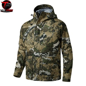Veste de chasse d'extérieur haut de gamme résistante aux intempéries avec capuche à col montant, fermeture intégrale sur le devant et poches utilitaires spacieuses - Product Image 1
