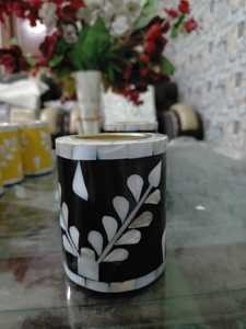 Mubkhar Premium con Incrustaciones de Madreperla – Quemador de Incienso de Madera Hecho a Mano de Lujo para Decoración Árabe del Hogar y Oud Bakhoor - Product Image 5