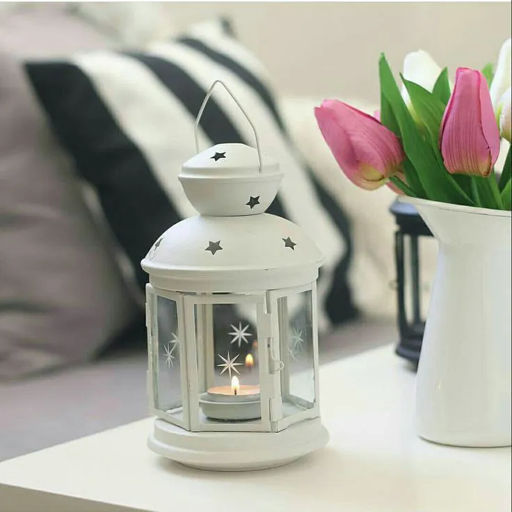 Lanterna in metallo di tendenza per la decorazione della casa e del giardino realizzata a mano per esterni lampada votiva decorativa per interni contenitore per candele colore bianco