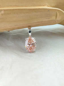 แหวนหมั้นเพชรรูปไข่สีชมพูทองคำขาว |   แหวนแต่งงานเจ้าสาวที่เปล่งประกาย |   ของขวัญวันครบรอบสุดหรูสำหรับแฟน ภรรยา หรือเธอ - Product Image 4