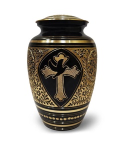 Urne funéraire en métal Faith Crest avec motif croix, finition noir et or, vase décoratif commémoratif avec couvercle - Product Image 2