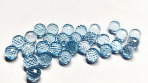 Perles rondes facettées en topaze bleu ciel de qualité AAA, 10 mm, pierres précieuses naturelles, pierres en vrac pour la fabrication de bijoux haut de gamme, vente en gros - Product Image 1