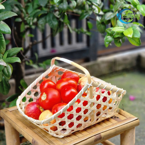 Panier-cadeau artisanal en paille de bambou, emballage durable, élégant et écologique pour cadeaux - Product Image 5