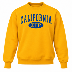 Sudadera de cuello redondo para mujer, color amarillo dorado, con estampado de letras California en azul real y símbolo griego ovalado, manga larga - Product Image 3