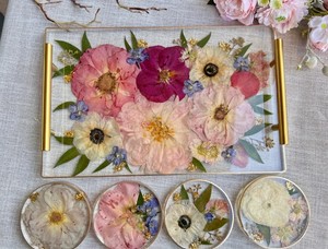 Plateau de service en résine de luxe, artisanat magnifique pour la décoration de la maison, l'hôtellerie et les collections de cadeaux - Product Image 1