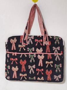 Sac à bandoulière en coton matelassé à fermeture éclair de style bohème avec imprimé abeille et floral, sac fourre-tout rayé vert - Product Image 2