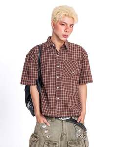 เสื้อเชิ้ตแขนสั้นทรงบ็อกซี่ พิมพ์ลาย ผ้าโพลีเอสเตอร์/คอตตอน แห้งเร็ว สำหรับผู้ชายและผู้หญิง รับผลิตแบบ OEM ODM โรงงานเสื้อผ้าเวียดนามในเวียดนาม - Product Image 2
