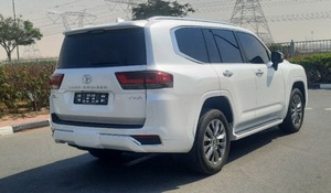 โตโยต้า แลนด์ ปราโด ครุยเซอร์ AWD ออโตเมติก ปี 2022 มือสอง - Product Image 5