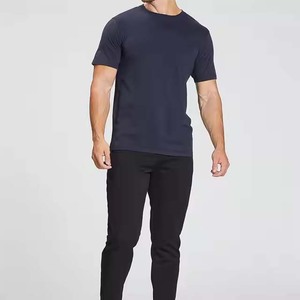 T-shirt pour homme en microfibre, nouveau design, broderie vieillie, sérigraphie, respirant, en coton et fibre de bambou, vente chaude - Product Image 1