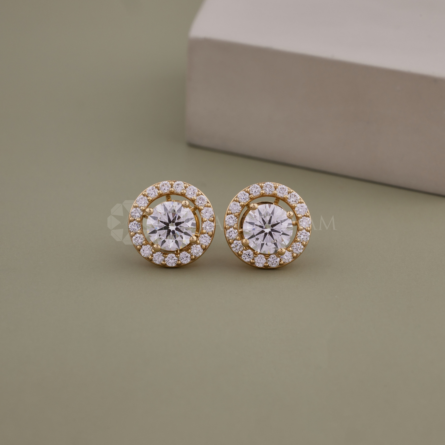 Rose Gold, White Gold, Yellow Gold