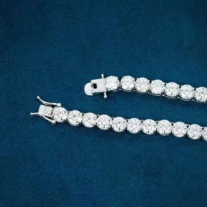Fully <b>Iced</b> <b>out</b> Cuban Link <b>Chain</b> Luxury Silver Jewelry with VVS Studded Diamond Tester Check Moissanite Diamond <b>Chain</b> - Product Image 4