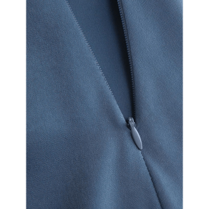 Vestido midi de satén con cuello vuelto y abertura lateral para mujer - Product Image 3