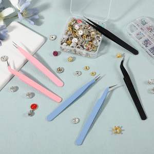 Juego de Pinzas de Acero Inoxidable Duraderas de 6 Piezas UBI, Punta Puntiaguda, Recta y Curva, 3 Colores, Precisión para Manicura, Extensiones de Pestañas y Uñas - Product Image 5