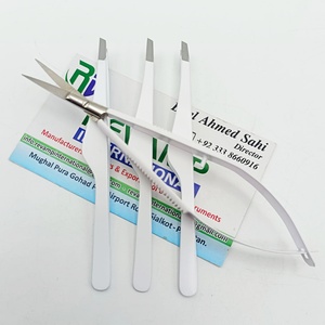 Pinzas para Cejas Personalizadas, Ecológicas, de Acero Inoxidable Japonés, Color Blanco, Ligeras, Antiestáticas, Duraderas, con Punta Inclinada - Product Image 6
